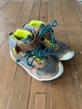 Plae Kaiden neon leather waterproof boots kids 9 lace up hiking